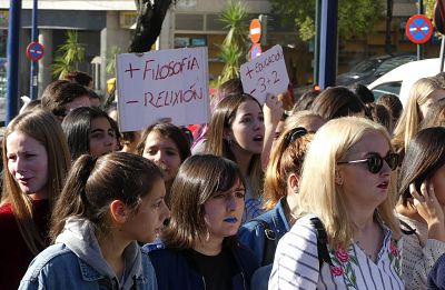 17-11-16 ManiFolgaEstudantilVigo07.JPG